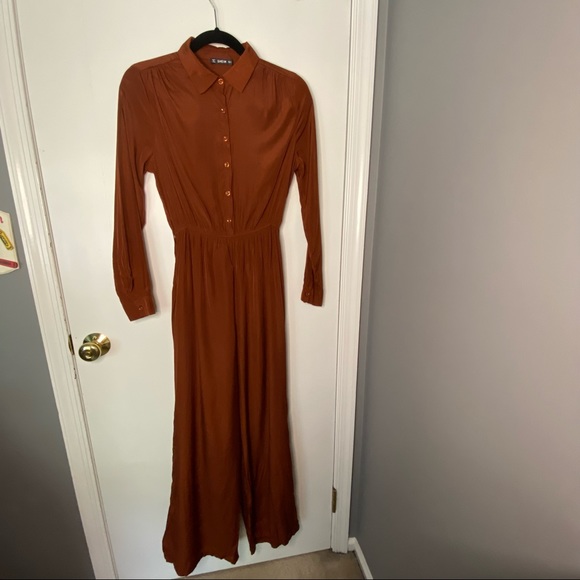 Button Front Belted Wide Leg Shirt Jumpsuit - Picture 6 of 11